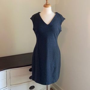 Ellen Tracy black grey sheath dress sz 10 stretch